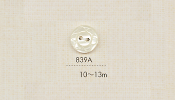 839A DAIYA BUTTONS 二つ穴貝調ポリエステルボタン(花模様) 大阪プラスチック工業(DAIYA BUTTON)