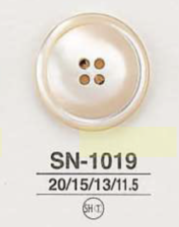 SN1019 高瀬貝製 表穴4つ穴ボタン