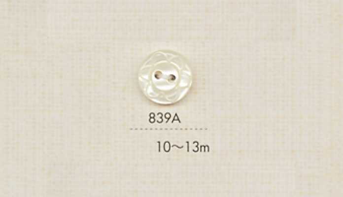 839A DAIYA BUTTONS 二つ穴貝調ポリエステルボタン(花模様)