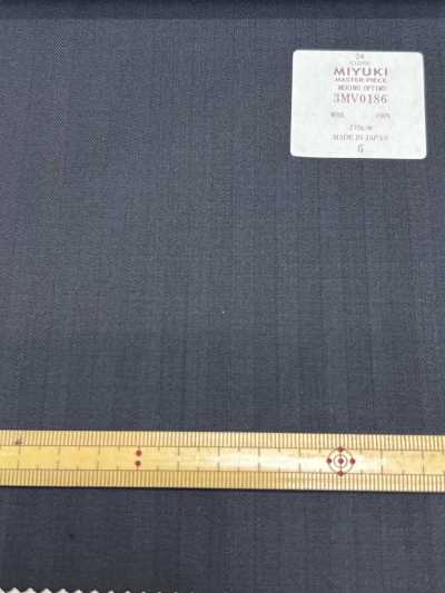 3MV0186 MIYUKI 定番コレクション ETERNALS(エターナルズ) MERINO OPTIMO WOOL100% 紺 ヘリンボーン